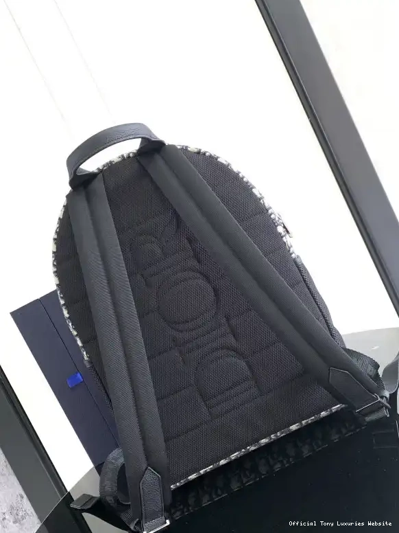 Tony Luxuries 8 BACKPACK diro 0613